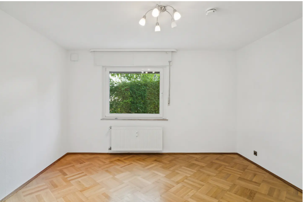 Stylish 3-room apartment with fireplace and balcony in Geneva
