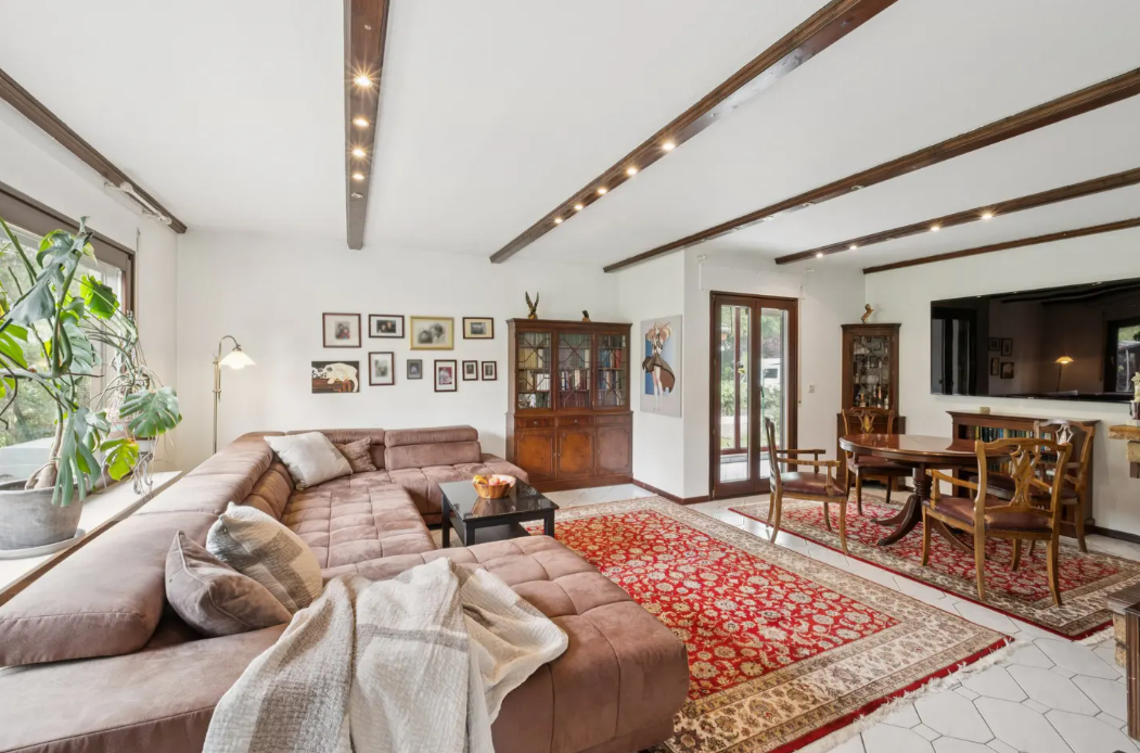 FOREST – WATER – LIVING: Two-Family Home in an Idyllic Tegel Neighborhood