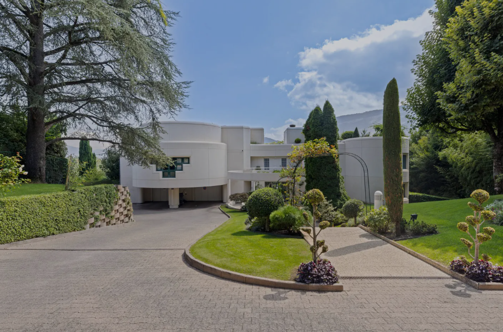 Prestigious duplex in the heart of Champel