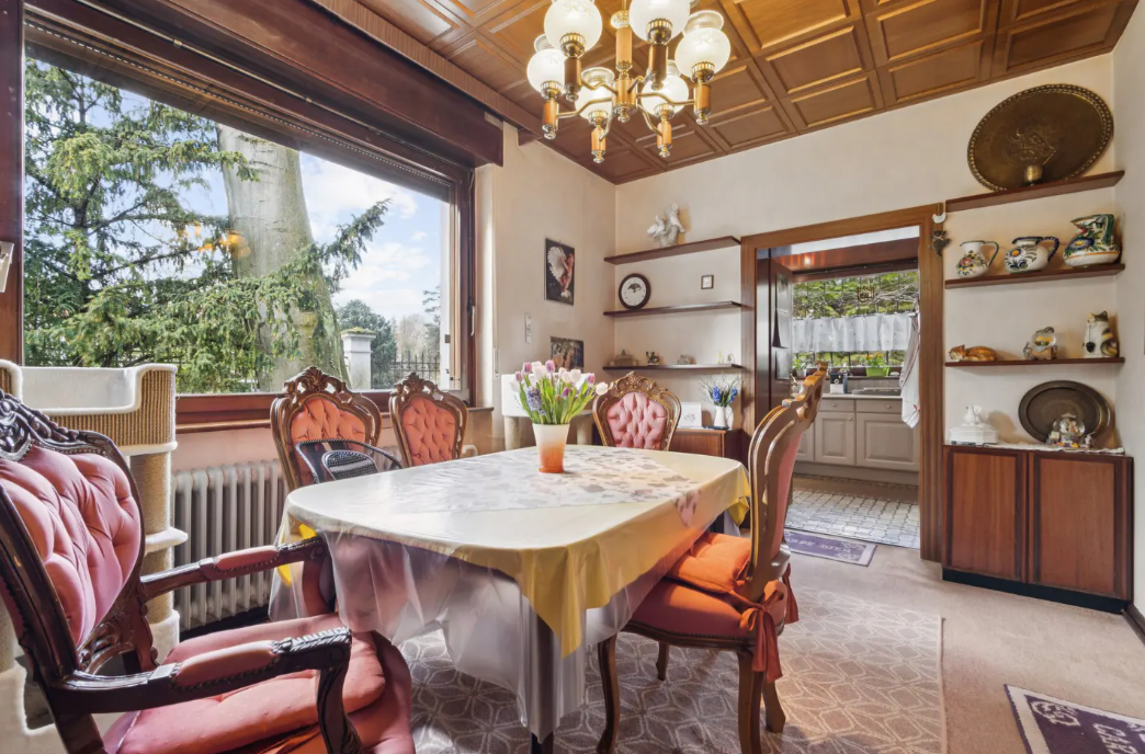 Spacious Detached House with Potential on a Dream Plot